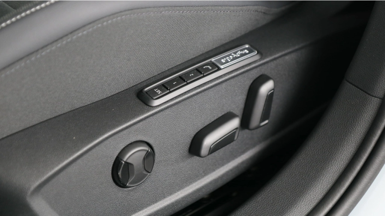 Volkswagen Golf 1.5 eHybrid 204pk Life Edition DSG