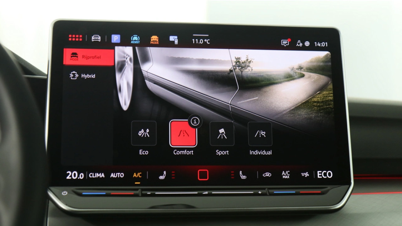 Volkswagen Golf 1.5 eHybrid 204pk Life Edition DSG