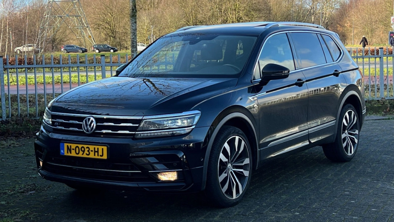 Volkswagen Tiguan Allspace 1.5 TSI 150pk DSG Highline Business R 7p. Panoramadak