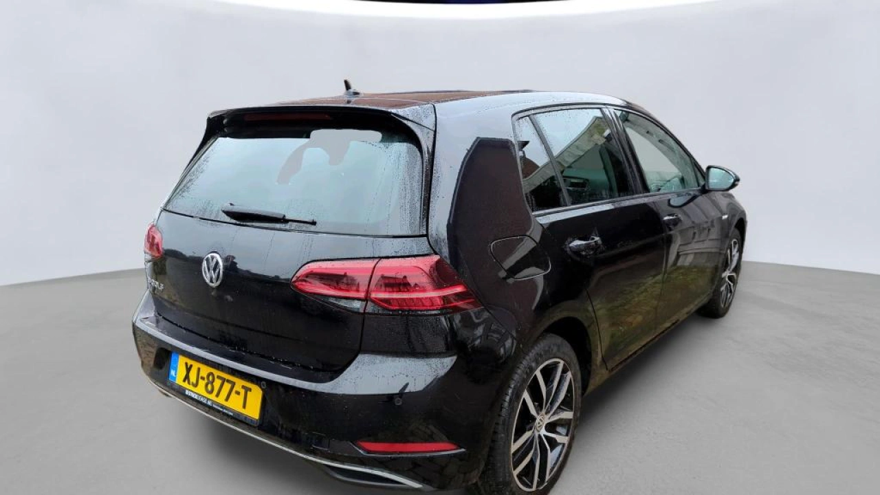 Volkswagen e-Golf e-Golf 136pk