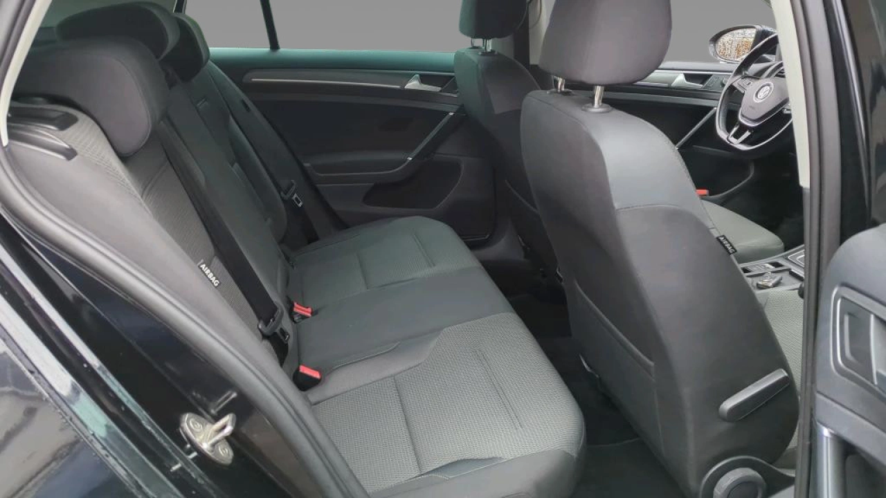 Volkswagen e-Golf e-Golf 136pk