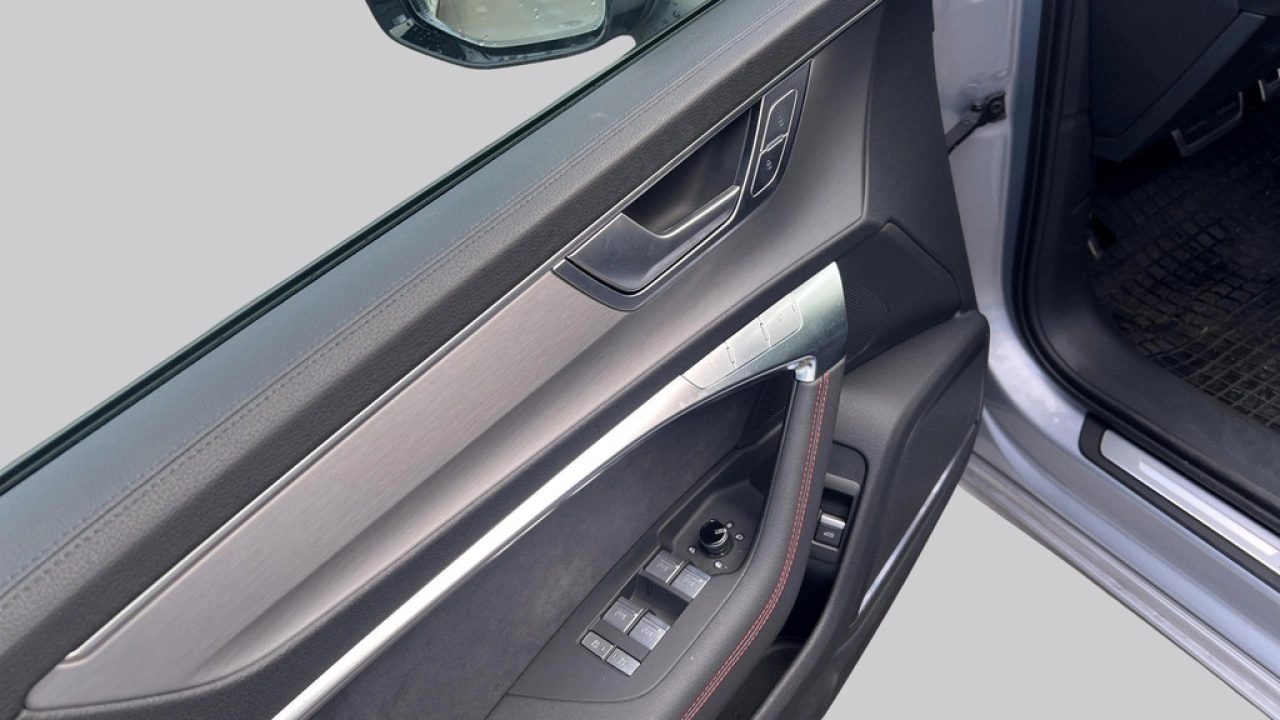 Audi A6 Avant 55 TFSI e 367pk Quattro Pro Line S Competition / Panoramadak / B&O