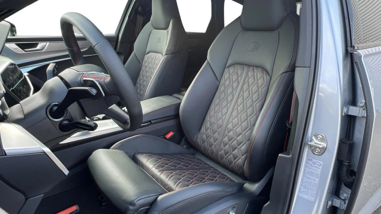 Audi A6 Avant 55 TFSI e 367pk Quattro Pro Line S Competition / Panoramadak / B&O