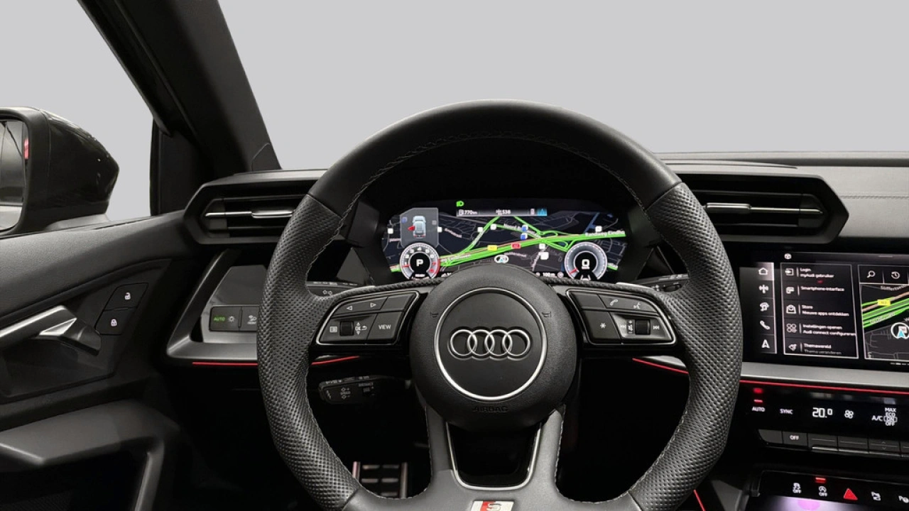 Audi A3 Sportback 30 TFSI 116Pk S Edition / Camera / Parkeerhulp Plus / Lichtpakket Pro