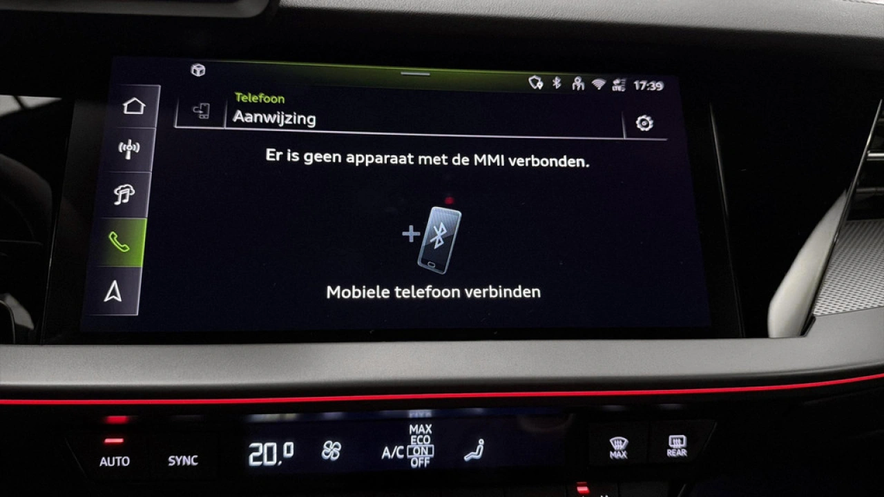 Audi A3 Sportback 30 TFSI 116Pk S Edition / Camera / Parkeerhulp Plus / Lichtpakket Pro