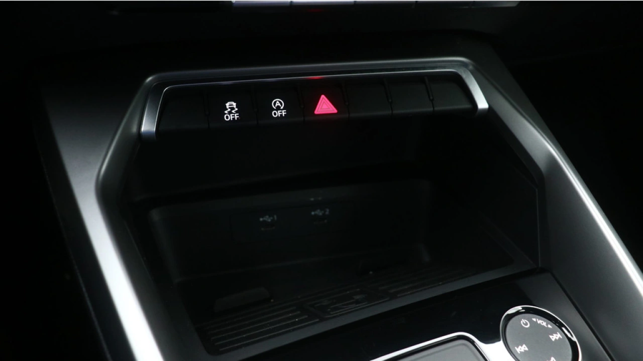 Audi A3 Sportback 30 TFSI Pro Line | Clima | Carplay | PDC |