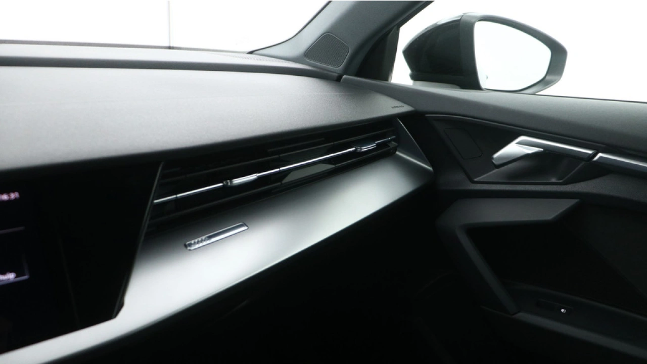 Audi A3 Sportback 30 TFSI Pro Line | Clima | Carplay | PDC |