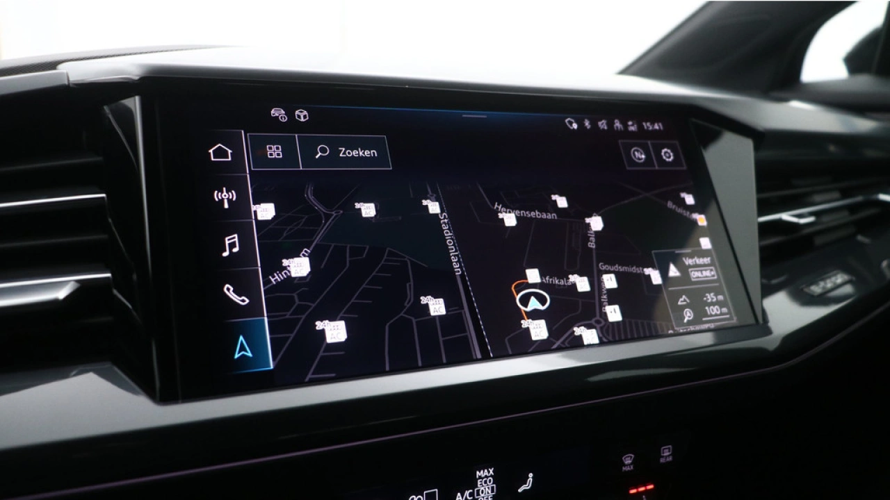 Audi Q4 e-tron 45 quattro S Edition 82 kWh | Assistentie Plus | Zwart optiek | Carplay |