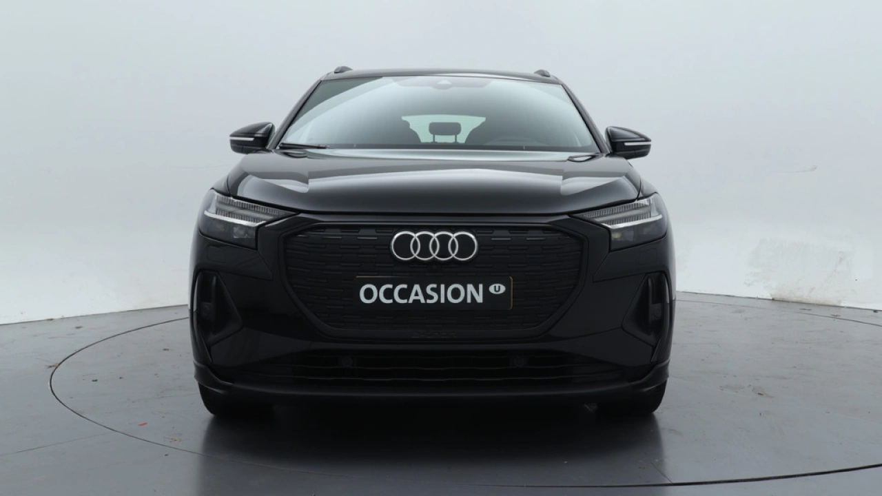Audi Q4 e-tron 45 quattro S Edition 82 kWh | Assistentie Plus | Zwart optiek | Carplay |