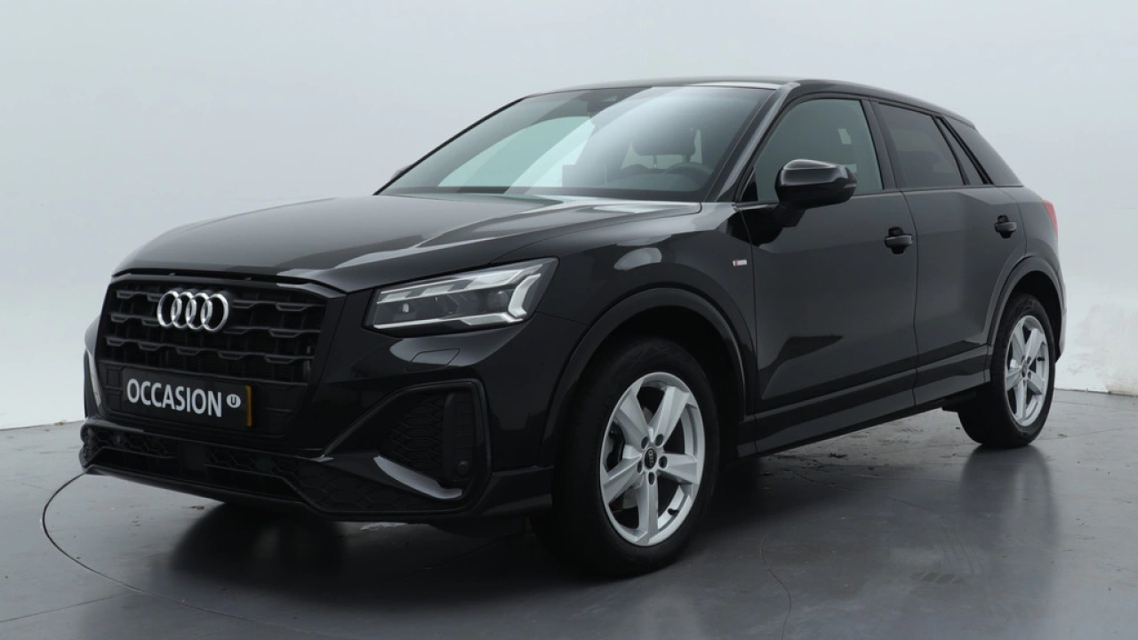 Audi Q2 35 TFSI S Edition | Stoelverwarming | Adaptive cruise | Carplay |
