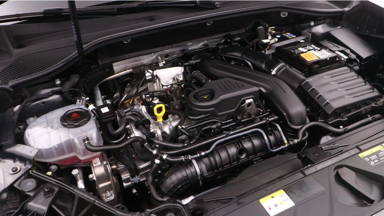 Audi Q2 35 TFSI S Edition | Stoelverwarming | Adaptive cruise | Carplay |