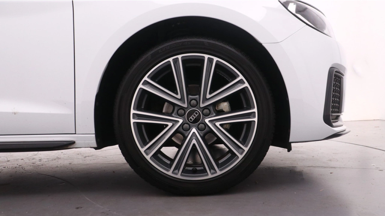 Audi A1 Sportback 25 TFSI Advanced edition