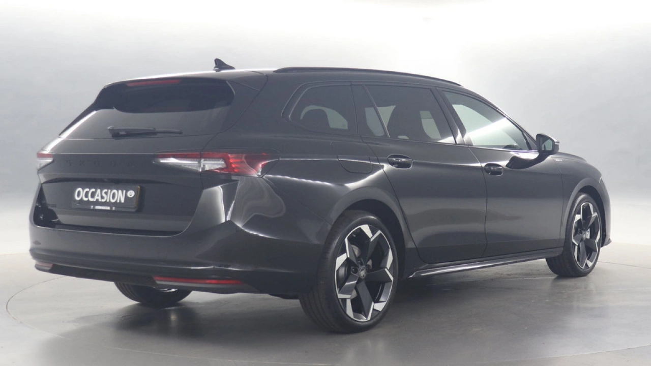 Škoda Superb Combi 1.5 TSI eHybrid 204pk PHEV Sportline Business DSG