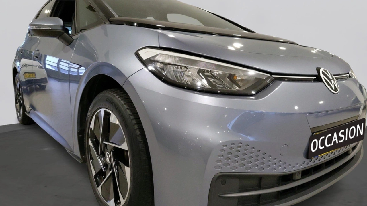 Volkswagen ID.3 Life 58 kWh | Verwarmde stoelen en stuur | App Connect | Navi |Steunhaak