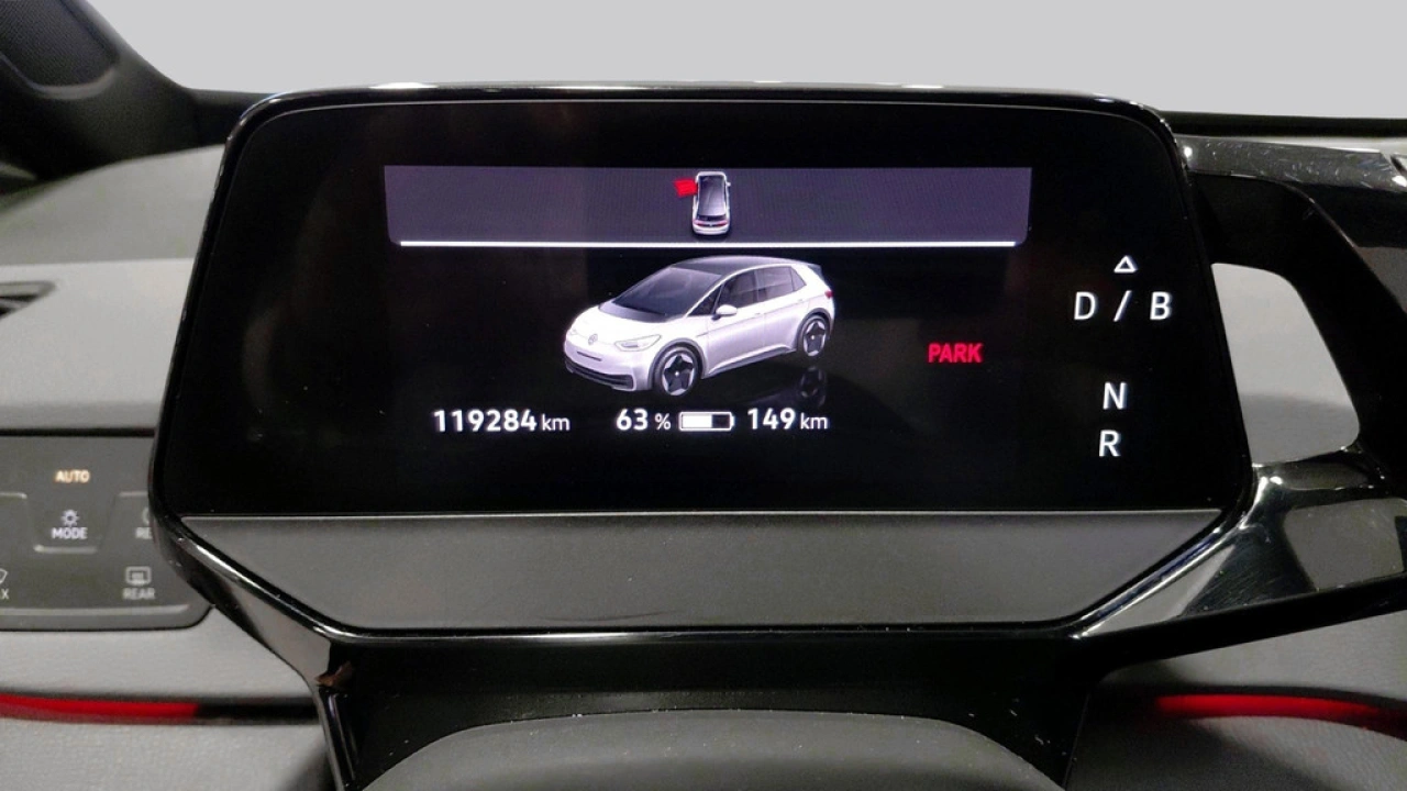 Volkswagen ID.3 Life 58 kWh | Verwarmde stoelen en stuur | App Connect | Navi |Steunhaak