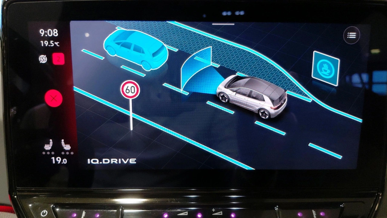 Volkswagen ID.3 Life 58 kWh | Verwarmde stoelen en stuur | App Connect | Navi |Steunhaak