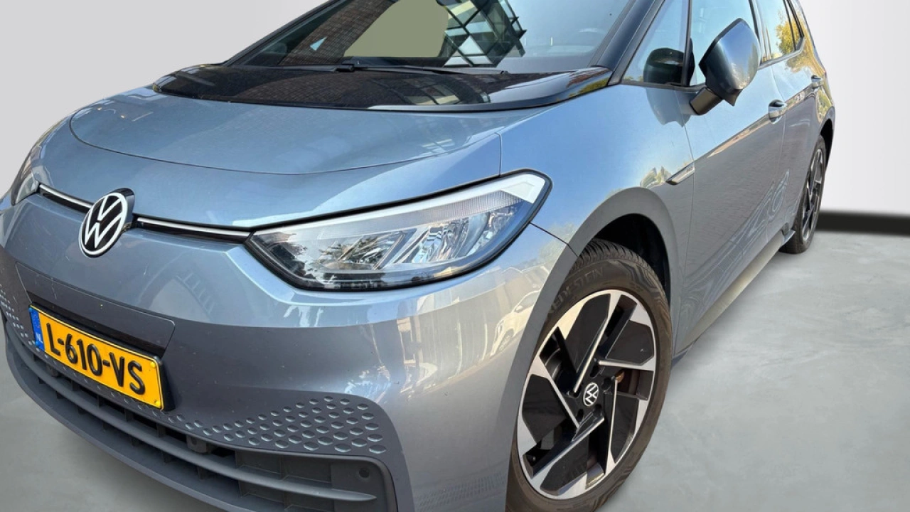 Volkswagen ID.3 Life 58 kWh | Verwarmde stoelen en stuur | App Connect | Navi |