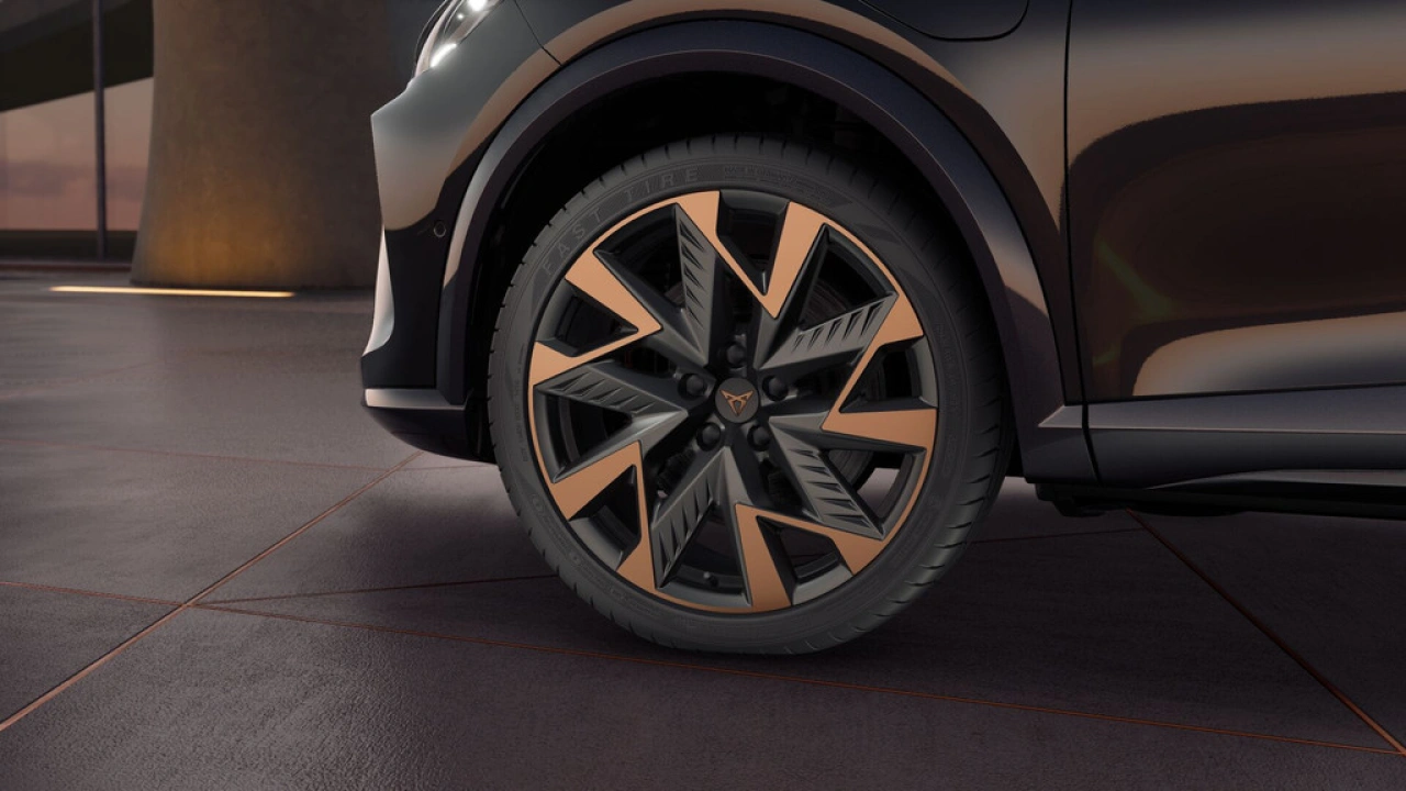 CUPRA Formentor 1.5 TSI e-Hybrid 272 6DSG VZ Performance