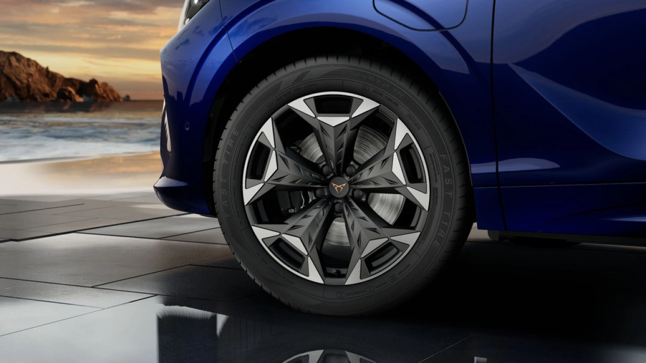 CUPRA Terramar 1.5 TSI e-Hybrid 272 6DSG VZ Performance