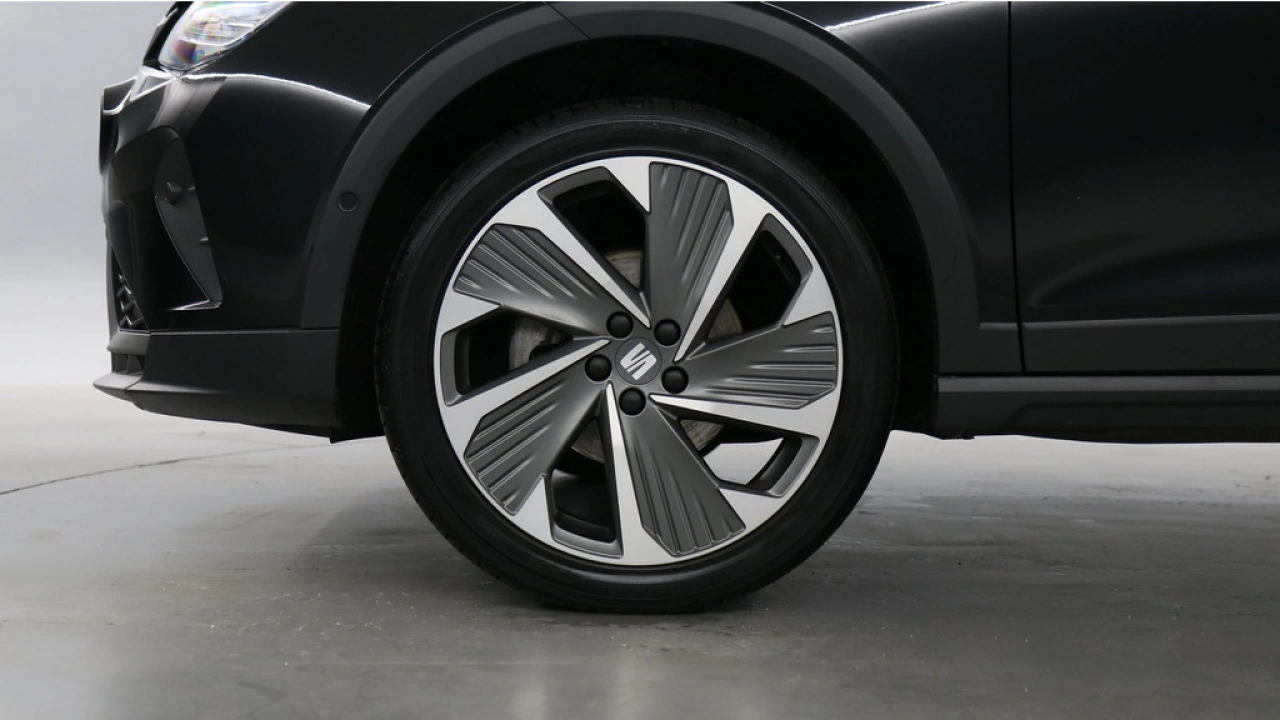 SEAT Arona 1.0 TSI FR Business Intense DSG