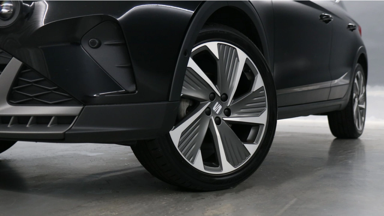 SEAT Arona 1.0 TSI FR Business Intense DSG