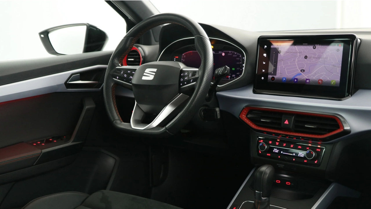 SEAT Arona 1.0 TSI FR Business Intense DSG