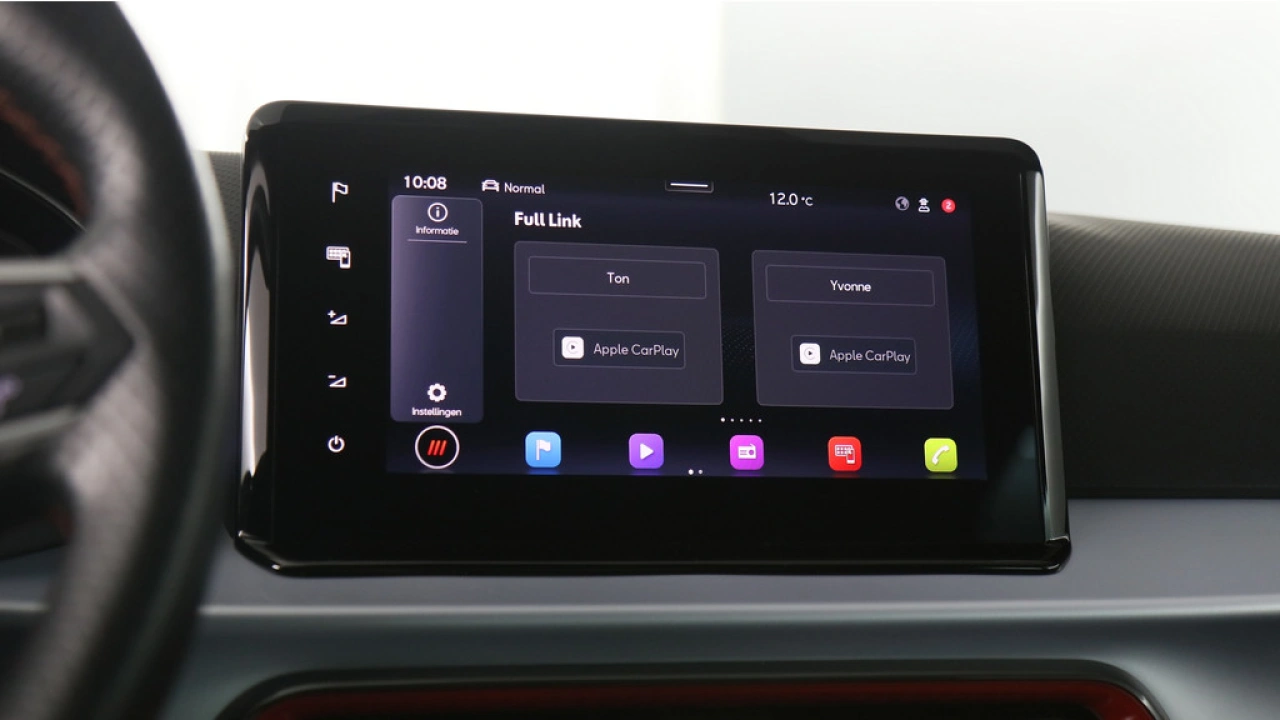 SEAT Arona 1.0 TSI FR Business Intense DSG