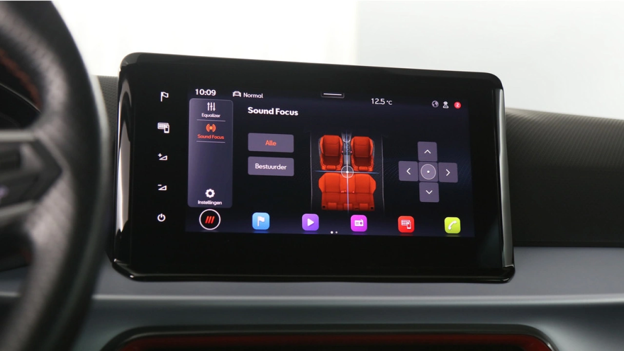 SEAT Arona 1.0 TSI FR Business Intense DSG