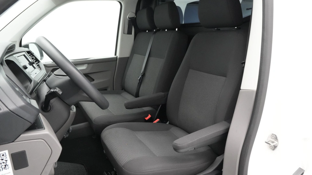 VW Bedrijfswagens Transporter L1H1 2.0 TDI 90pk Economy Business