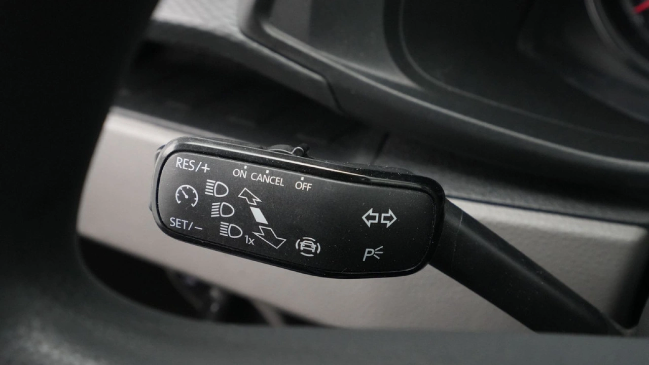 VW Bedrijfswagens Transporter L1H1 2.0 TDI 90pk Economy Business