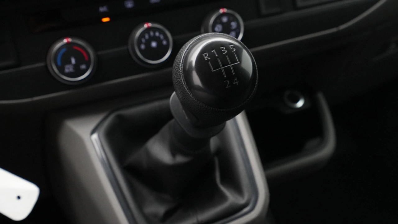 VW Bedrijfswagens Transporter L1H1 2.0 TDI 90pk Economy Business