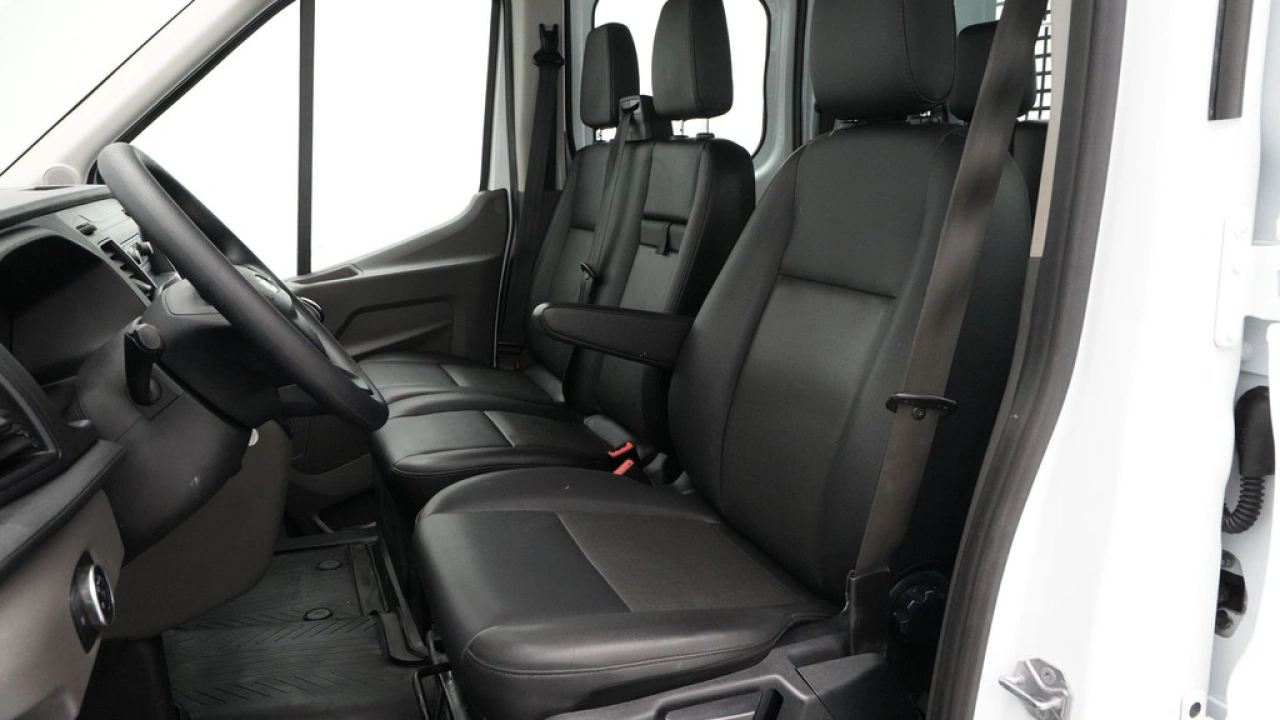 Ford Transit Dubbele Cabine Pick-Up 310 2.0 TDCI 96kW 130PK L2H1 Ambiente