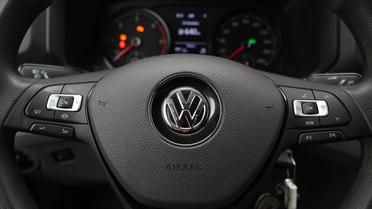 VW Bedrijfswagens Crafter L4H3 2.0 TDI 140pk Automaat 3.5T Comfortline