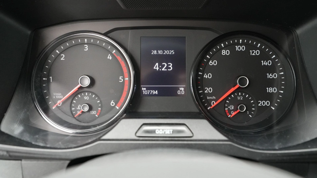 VW Bedrijfswagens Crafter L4H3 2.0 TDI 140pk Automaat 3.5T Comfortline