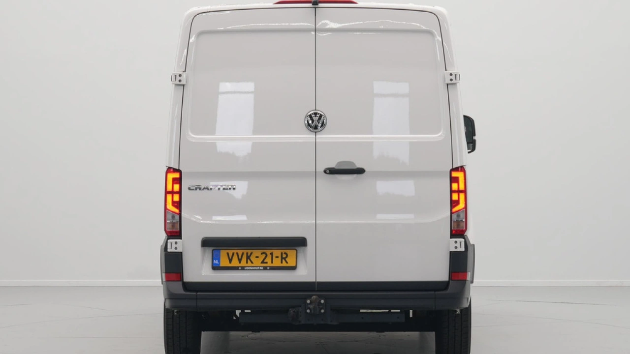 VW Bedrijfswagens Crafter L3H2 2.0 TDI 140PK 3.0T Trendline