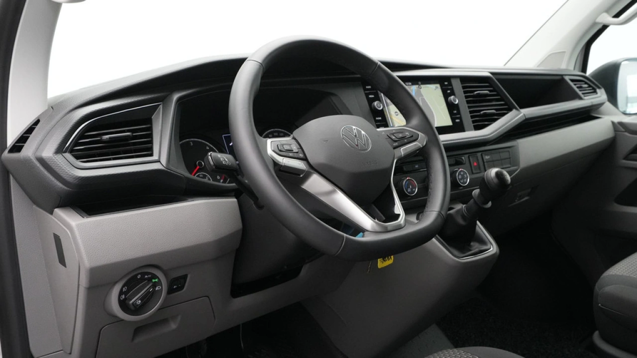 VW Bedrijfswagens Transporter Dubbel Cabine L2H1 110pk Comfortline