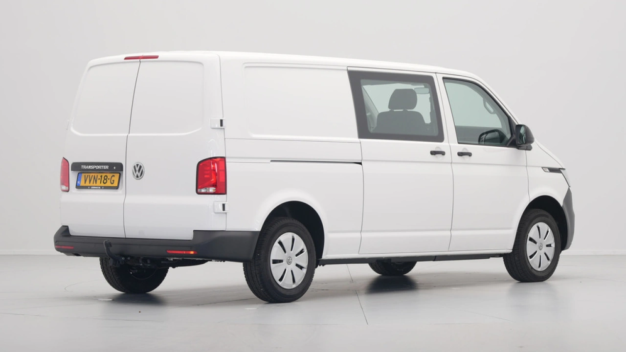 VW Bedrijfswagens Transporter Dubbel Cabine L2H1 110pk Comfortline