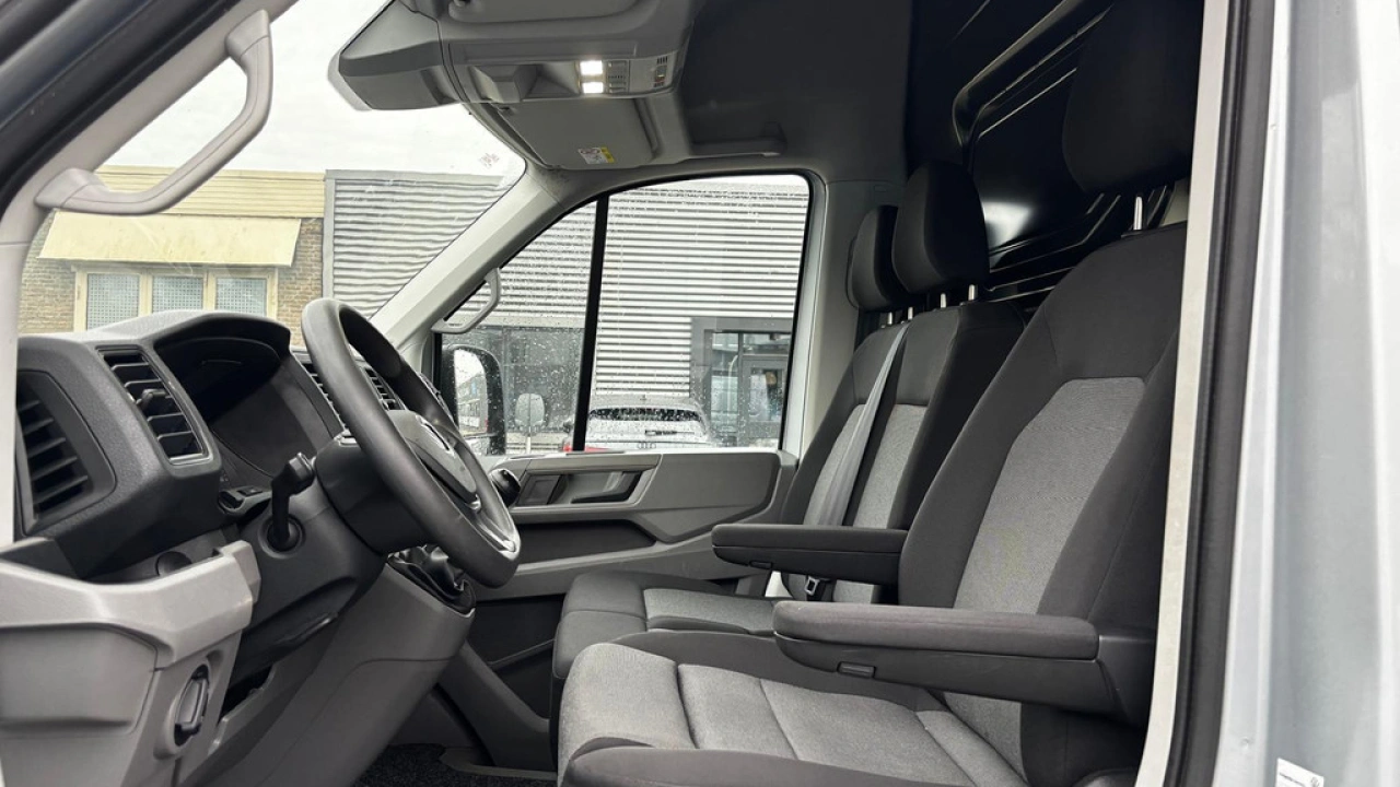 VW Bedrijfswagens Crafter L3H3 2.0 TDI 140pk 3.0T Highline