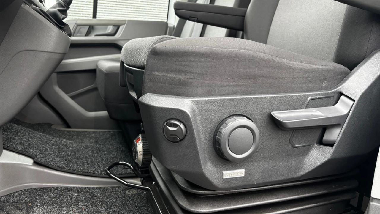 VW Bedrijfswagens Crafter L3H3 2.0 TDI 140pk 3.0T Highline