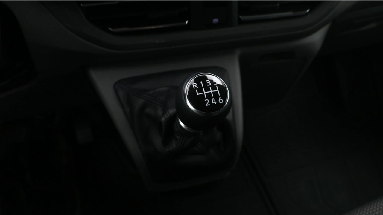 VW Bedrijfswagens Transporter L1H1 2.0 TDI 150PK Life-Intro