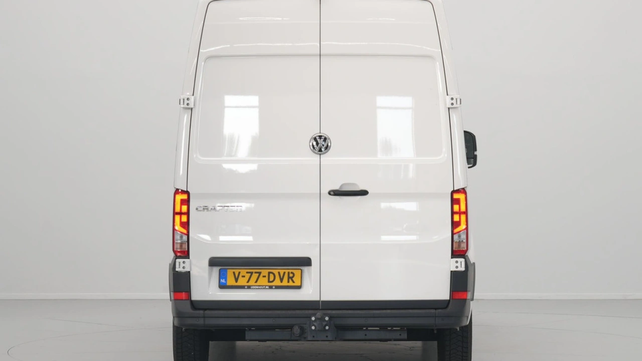 VW Bedrijfswagens Crafter L3H3 2.0 TDI 140PK 3.5T Highline
