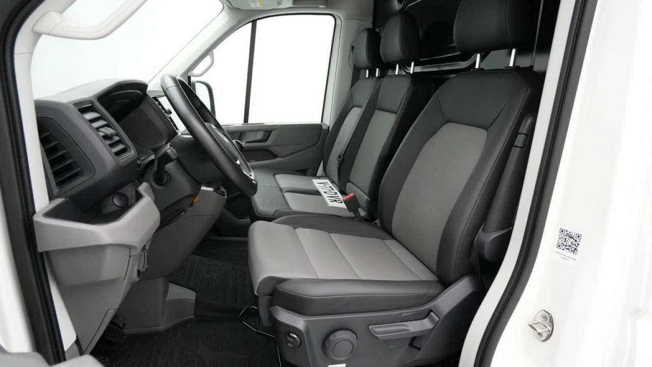 VW Bedrijfswagens Crafter L3H3 2.0 TDI 140PK 3.5T Highline