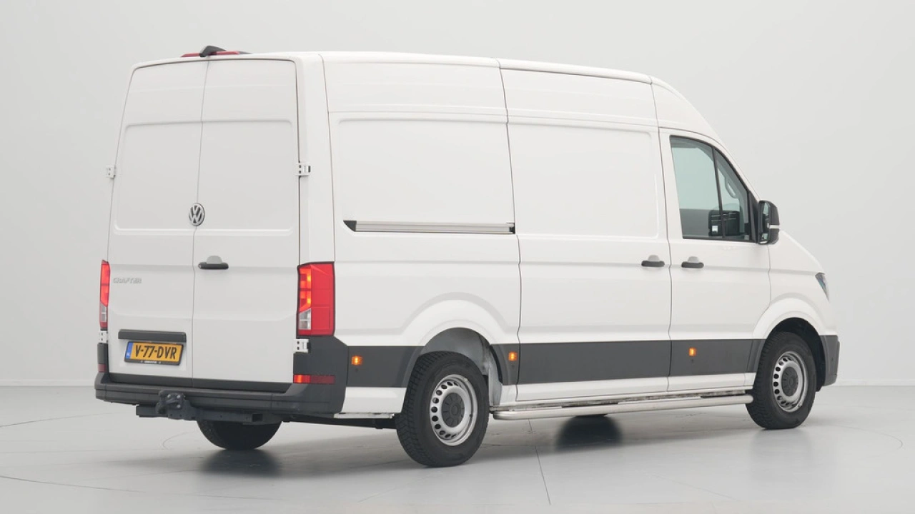 VW Bedrijfswagens Crafter L3H3 2.0 TDI 140PK 3.5T Highline