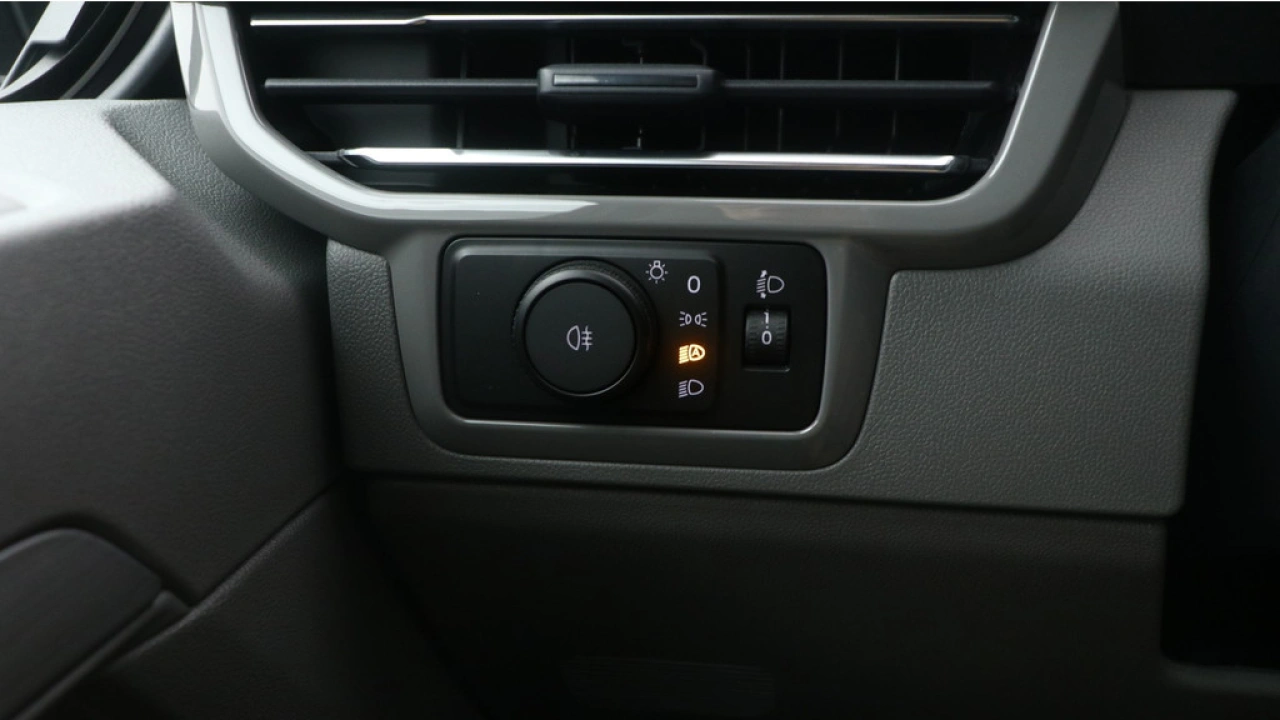 VW Bedrijfswagens Transporter L1H1 2.0 TDI 110PK Life-Intro