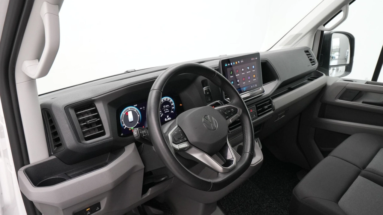 VW Bedrijfswagens Crafter L4H3 2.0 TDI 140PK 3.5T Automaat Highline