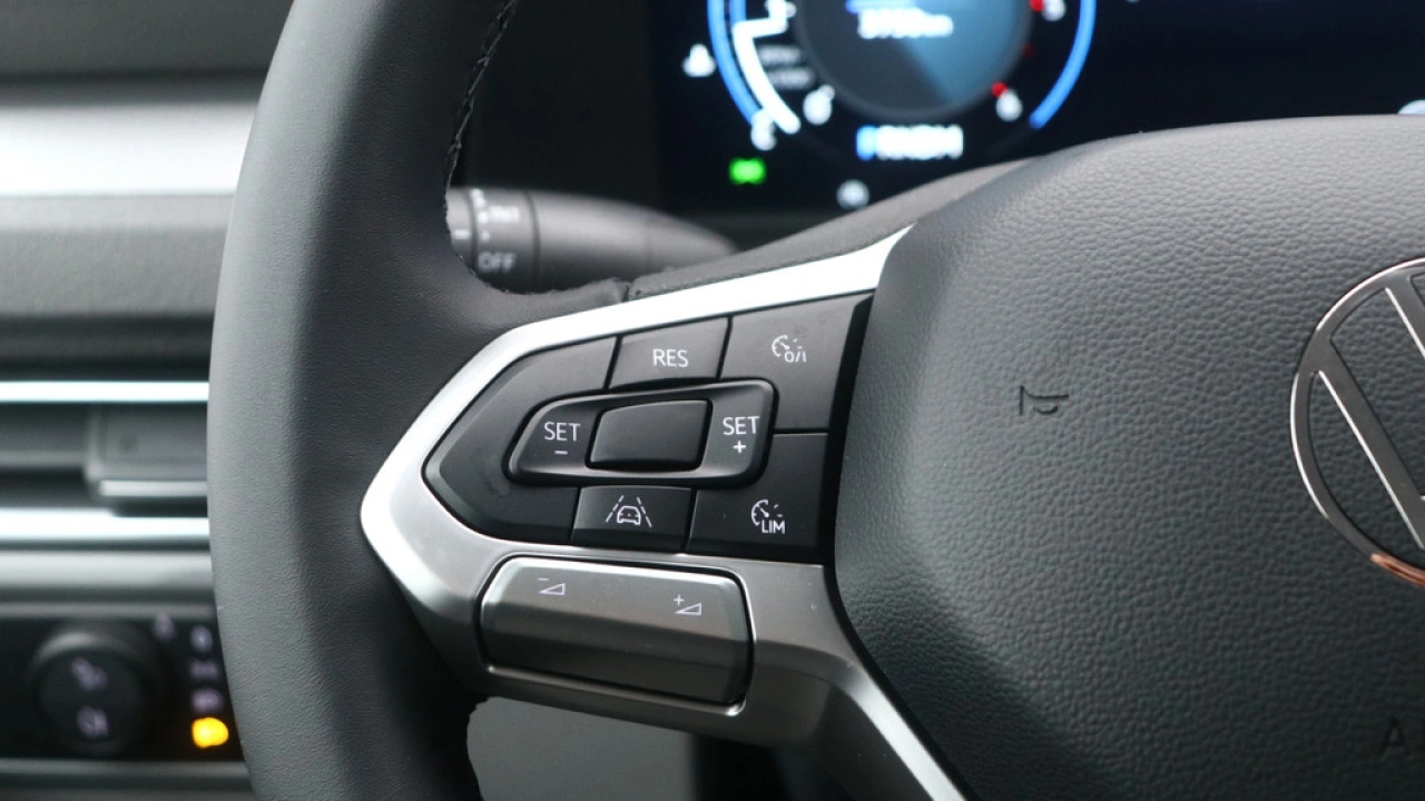 VW Bedrijfswagens Transporter L2H1 2.0 TDI 150PK Style-Intro