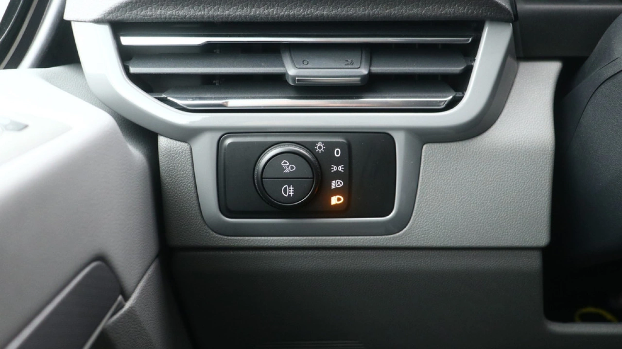 VW Bedrijfswagens Transporter L2H1 2.0 TDI 150PK Style-Intro