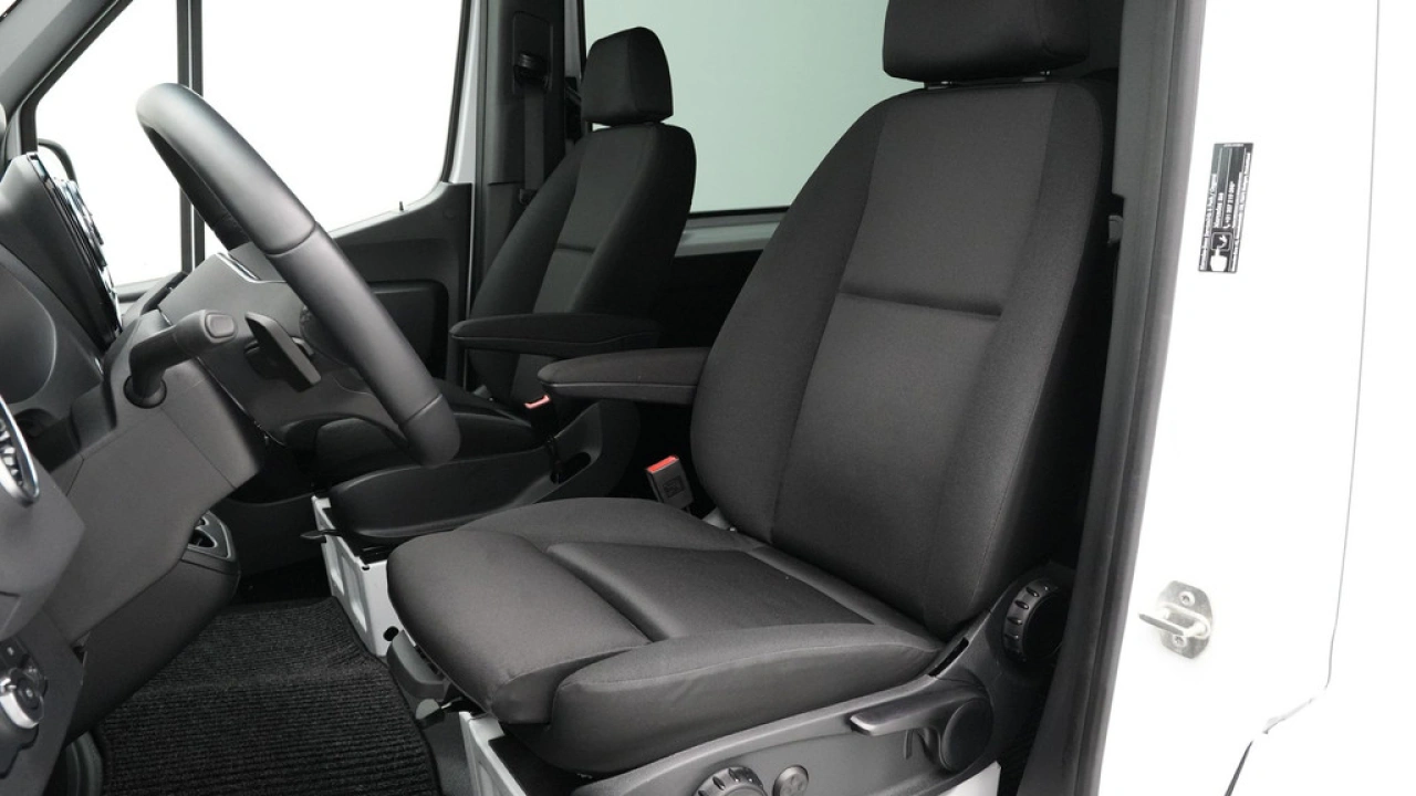 Mercedes-Benz Sprinter Dubbele Cabine 319 2.0 CDI 140kW 190PK L3H3 AUT