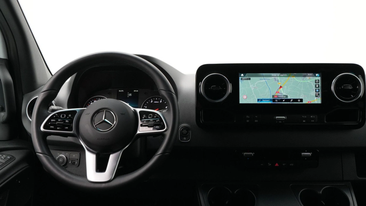 Mercedes-Benz Sprinter Dubbele Cabine 319 2.0 CDI 140kW 190PK L3H3 AUT