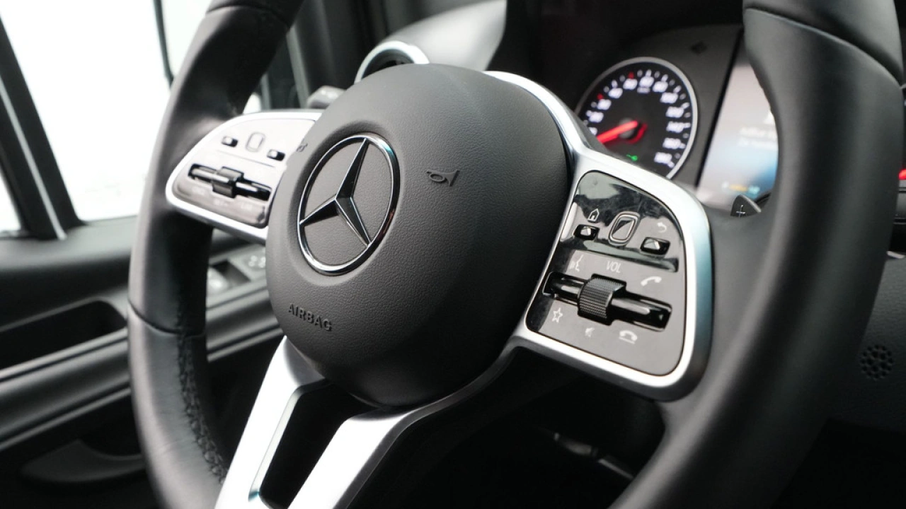 Mercedes-Benz Sprinter Dubbele Cabine 319 2.0 CDI 140kW 190PK L3H3 AUT